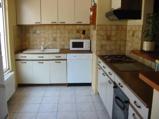 PLEYBEN CENTRE FINISTERE - Vacation Home Kitchen PLEYBEN CENTRE FINISTERE - Vacation Home Kitchen