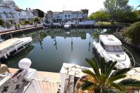 Casa Medes, Pool, am Kanal  - Lomakoti Empuriabrava
