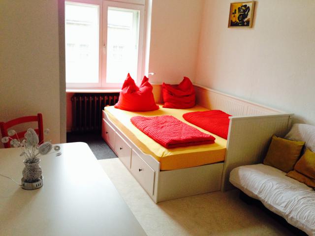MONTEURZIMMER MESSEZIMMER 20 € - Semesterlägenhet 