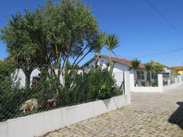 CASA RIA - Vacation Home Gardening System