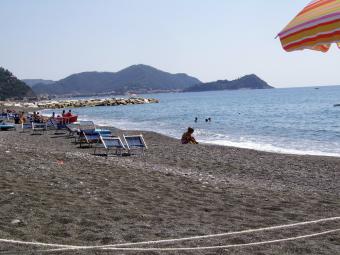 Vacation Apartment U Recantu Surrounding Vacation Apartment Cavi di Lavagna Surrounding