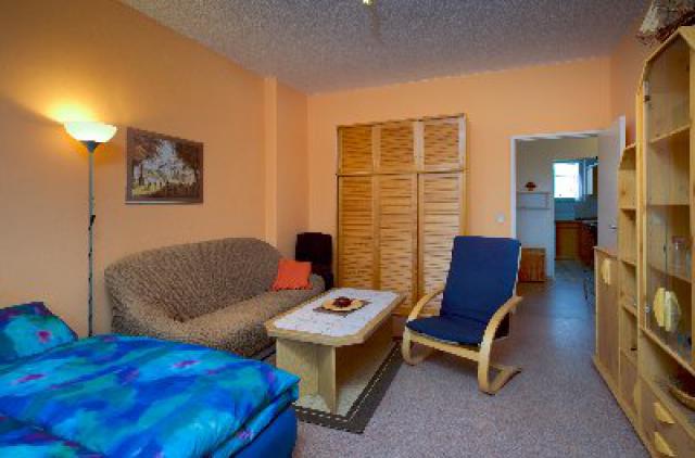 BERLIN 2 room MITTE 40€ center - Appartamento per le vacanze Soggiorno/salotto BERLIN 2 room MITTE 40€ center - Appartamento per le vacanze Soggiorno/salotto