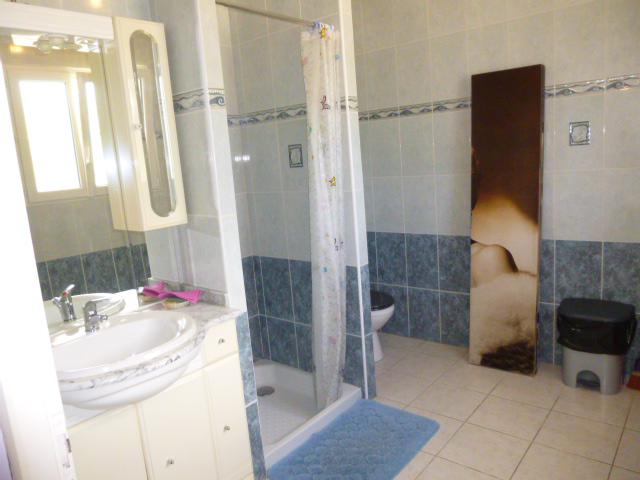 CHAMBRE AVEC PISCINE - Camera-Pension Bagno con WC CHAMBRE AVEC PISCINE - Camera-Pension Bagno con WC