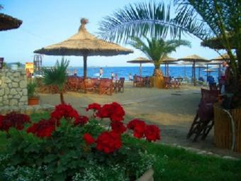 Bed & Breakfast Del Mar House Gardening System Bed & Breakfast Psakoudia Gardening System