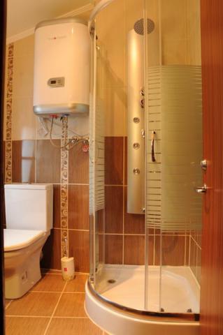 Petunia - Vacation Apartment Bath & WC Petunia - Vacation Apartment Bath & WC