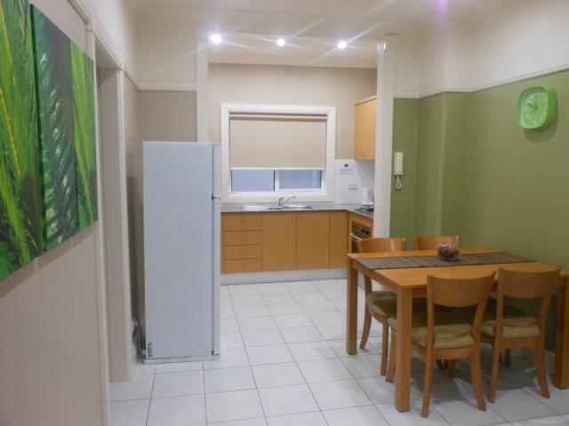 Drummoyne Apartments - Lomahuoneisto Ruokailuhuone Drummoyne Apartments - Lomahuoneisto Ruokailuhuone
