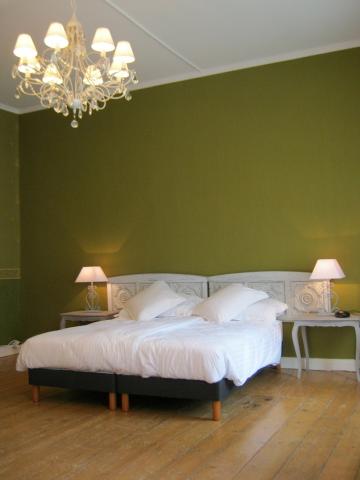 Chateau de Moulin le Com - Bed & Breakfast Chateau de Moulin le Com - Bed & Breakfast