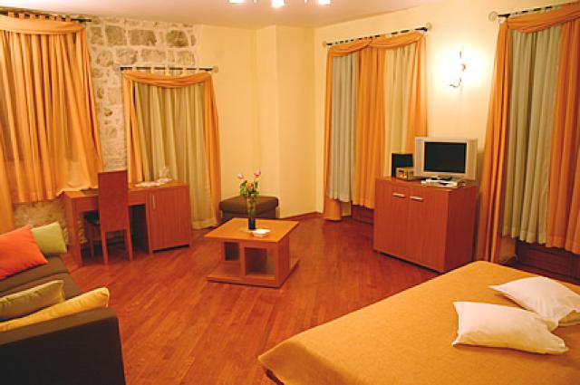 Villa Nora, mini galery hotel - Hotel Villa Nora, mini galery hotel - Hotel