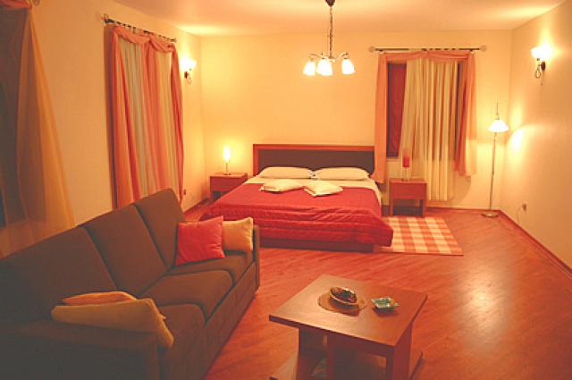 Villa Nora, mini galery hotel - Hotel Villa Nora, mini galery hotel - Hotel