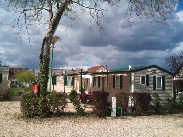 CAMPING DE SOLOGNE*** - Camping cômodos CAMPING DE SOLOGNE*** - Camping cômodos