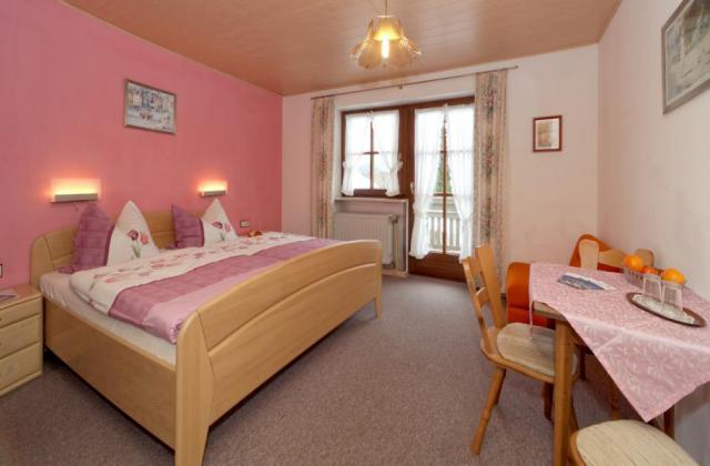 Pension König FewoZimmer - Rum-Pension Trädgård Pension König FewoZimmer - Rum-Pension Trädgård