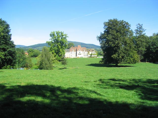 Chambres d'hôtes au château - Pension-Fremdenzimmer Umgebung Chambres d'hôtes au château - Pension-Fremdenzimmer Umgebung