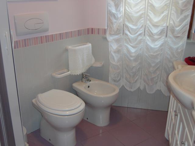 Nuovissimo appartamento - Vacation Home Bath & WC Nuovissimo appartamento - Vacation Home Bath & WC