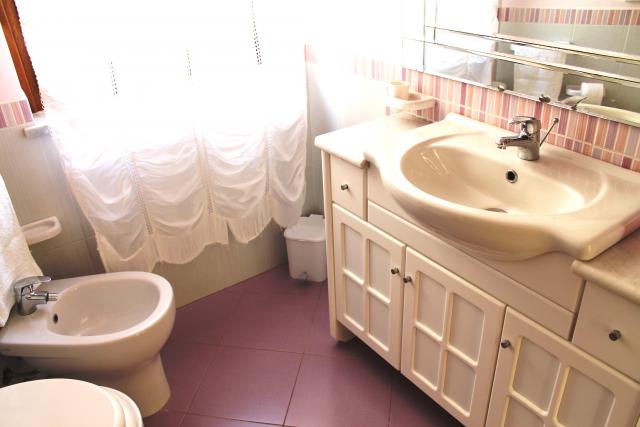 Nuovissimo appartamento - Casa per le vacanze Bagno con WC Nuovissimo appartamento - Casa per le vacanze Bagno con WC