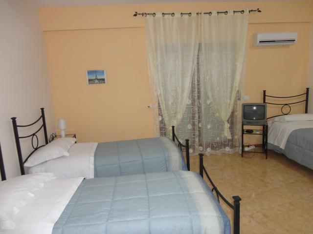 Nuovissimo appartamento - Vacation Home Bedroom Nuovissimo appartamento - Vacation Home Bedroom