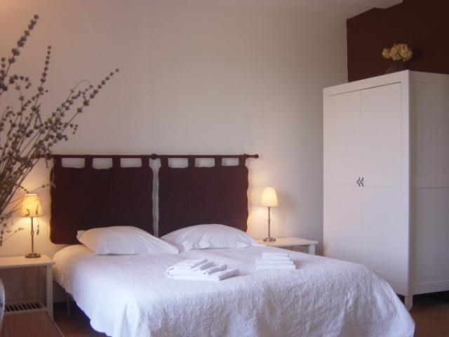 B&B/Gîtes Les Glycines - Aamiaismajoitus Lomakohde B&B/Gîtes Les Glycines - Aamiaismajoitus Lomakohde