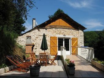 Gite-Holiday House LA FENIAL Vacation Property Gite-Holiday House Montredon-Labessonnié Vacation Property