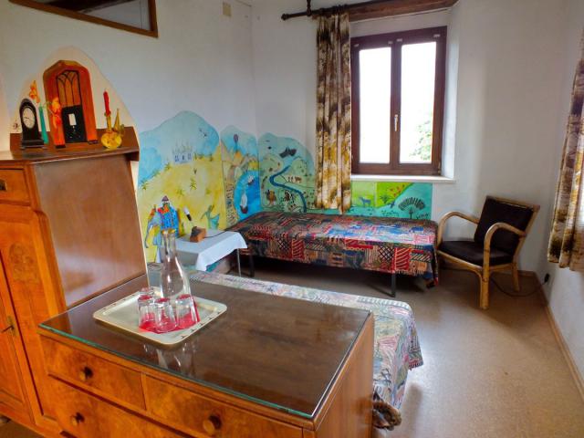 Familienzimmer SPACE im B+B - Bed & Breakfast Soverom Familienzimmer SPACE im B+B - Bed & Breakfast Soverom