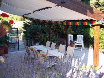 Bed & Breakfast Faugères Comedor Bed & Breakfast Faugères Comedor