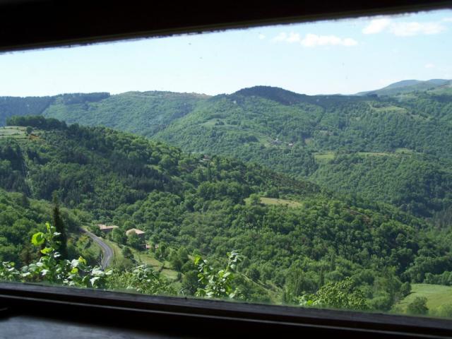 Gîte de Chapelèche en Ardèche - Дом спальная комната 