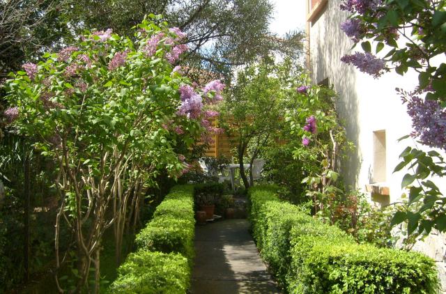 Rez de jardin de villa - Ferieleilighet Stue Rez de jardin de villa - Ferieleilighet Stue