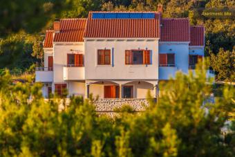Ferieleilighet Apartmani Mia,otok Molat Ferieeiendom Ferieleilighet Molat Ferieeiendom