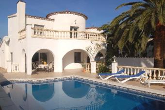 Vacation Home Costa Brava, Klima, Pool Living Room Vacation Home Empuriabrava Living Room