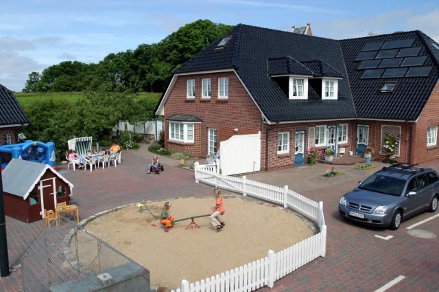 Photos for house 4860