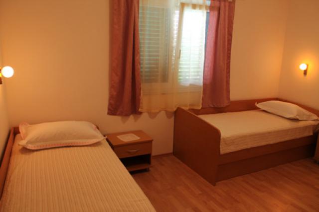 Photos for house 4899