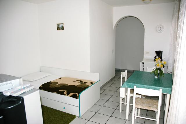 Photos for house 4963