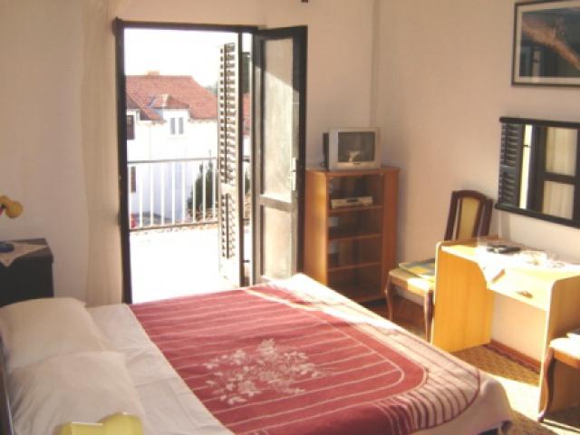 Photos for house 5048