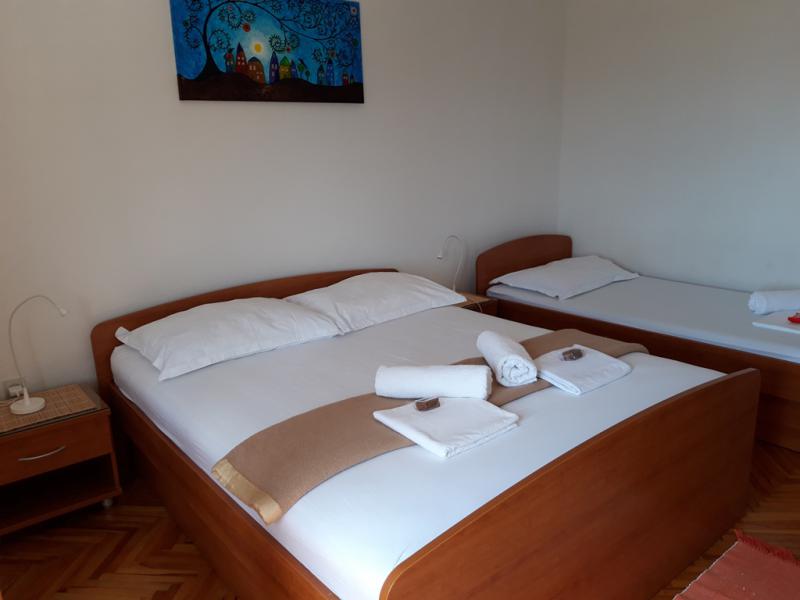 Photos for house 5393