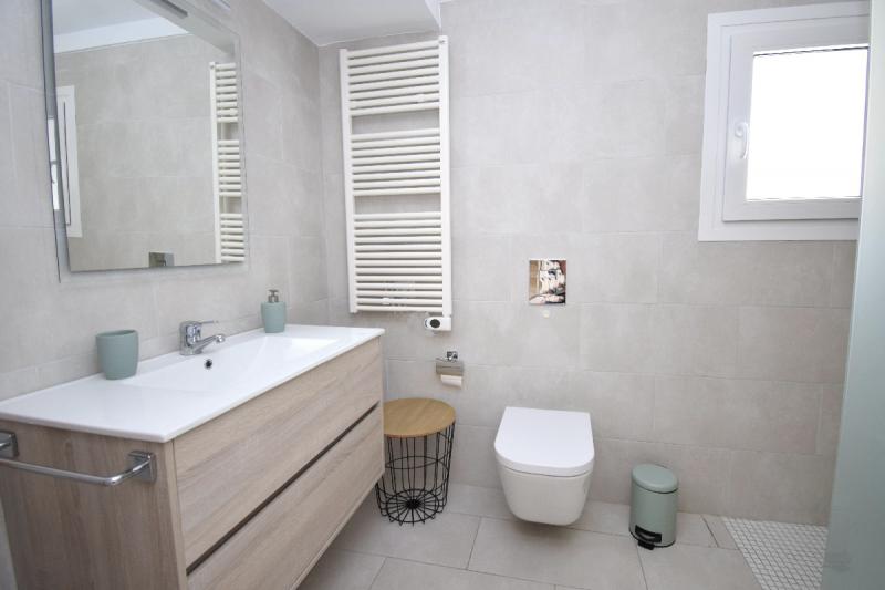 Photos for house 5905