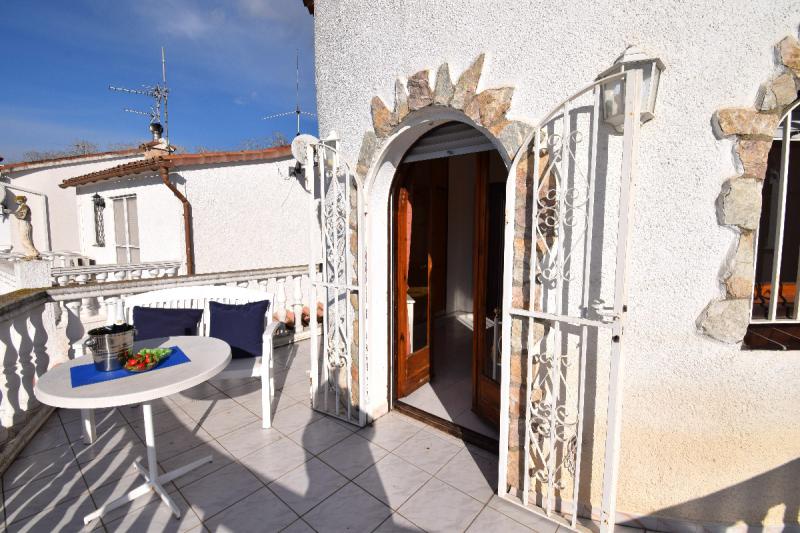 Photos for house 5907