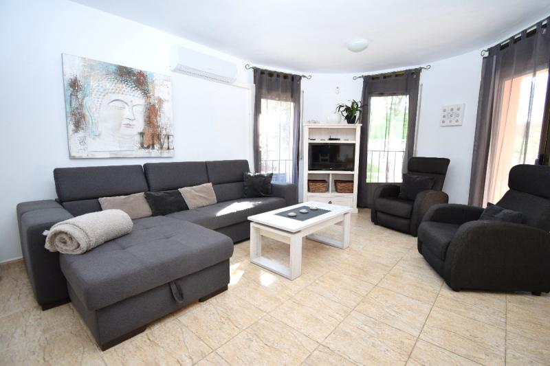 Photos for house 5909