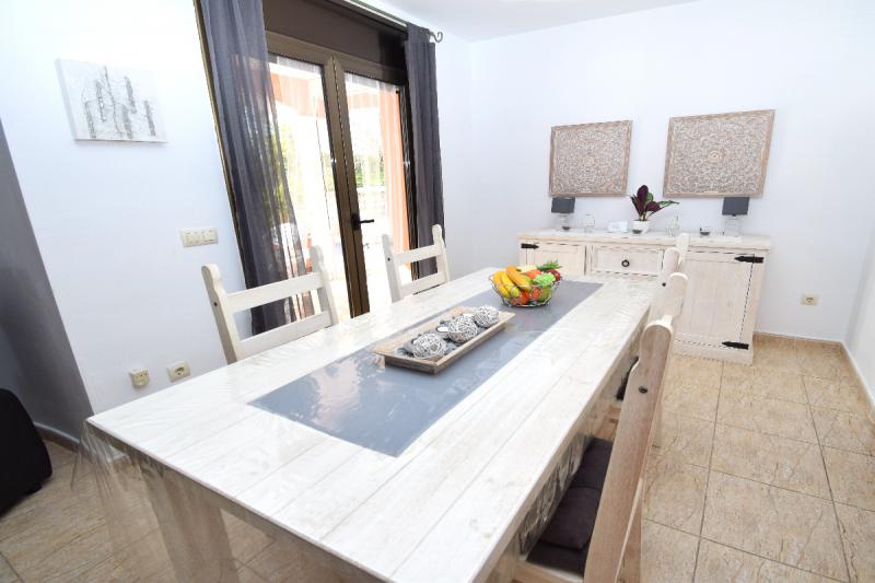 Photos for house 5909