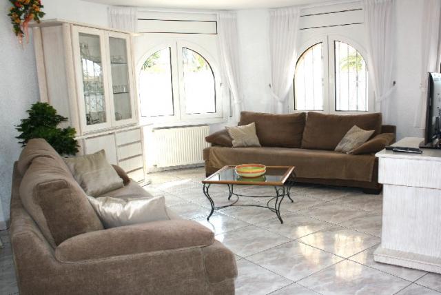 Photos for house 5910