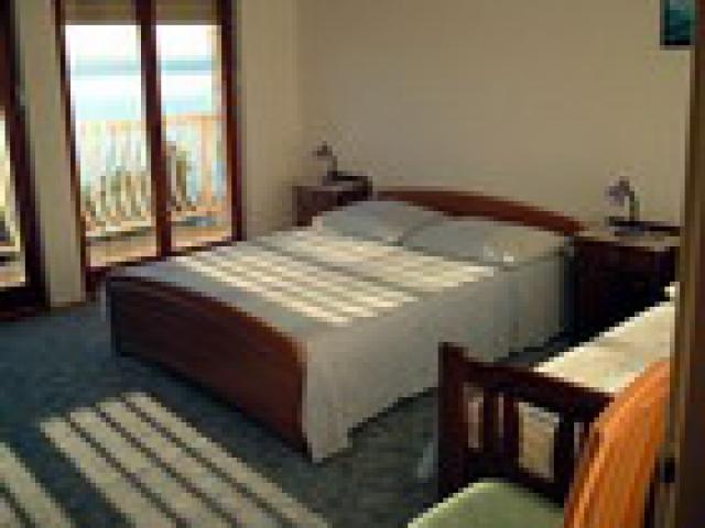 Photos for house 7475