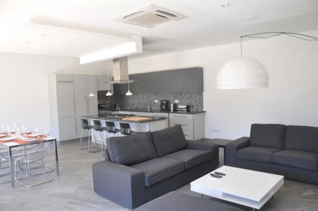 Photos for house 7614