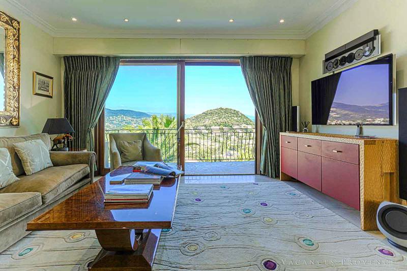 Photos for house 762