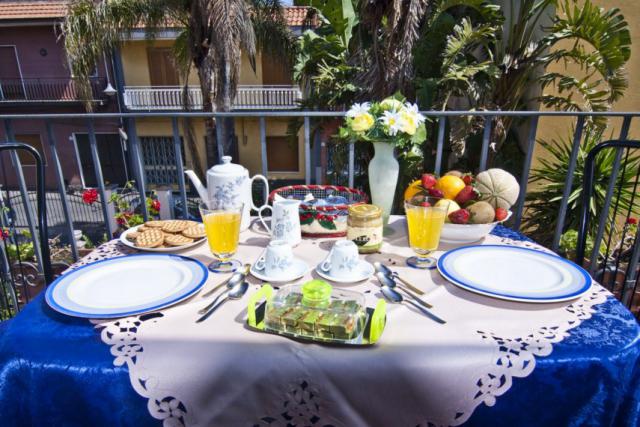 Photos for house 7666