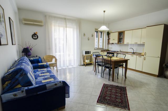 Photos for house 7666