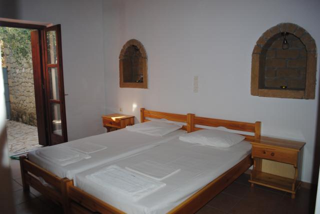 Photos for house 7736