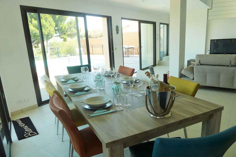 Photos for house 780