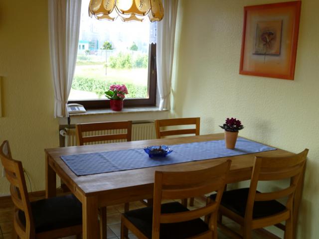 Photos for house 7942