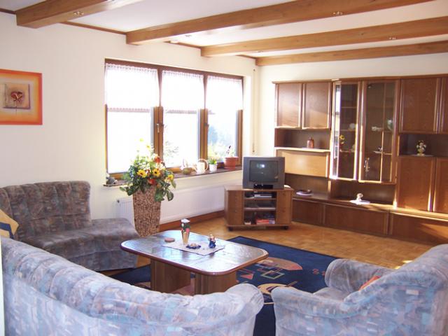 Photos for house 7944