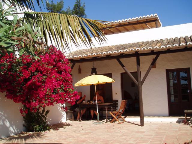 Photos for house 8023