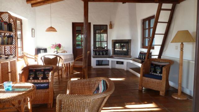 Photos for house 8023