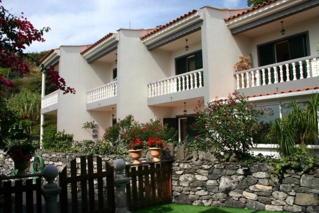 Photos for house 8123