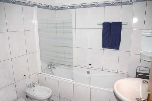 Photos for house 8123